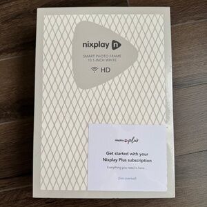Nixplay Digital Smart Photo Frame 10.1-inch white HD Touch Screen